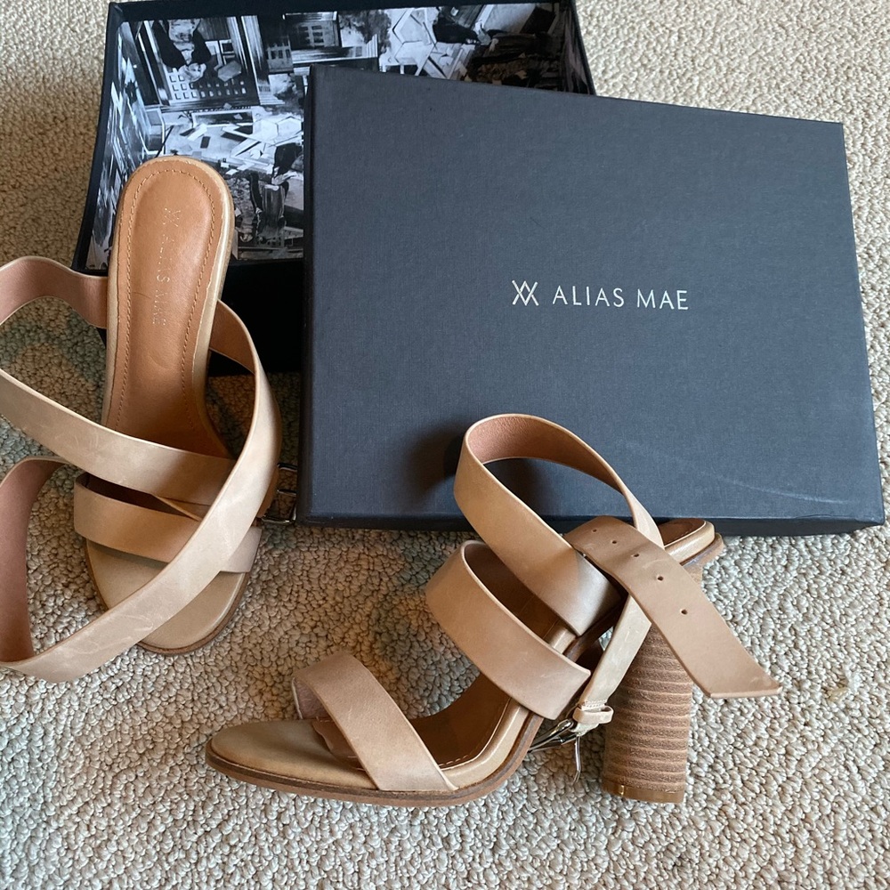 Alias Mae Abaala Heel